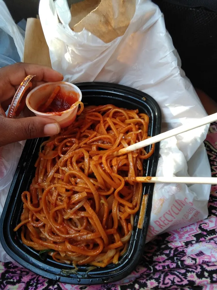 Combination Lo Mein Noodles