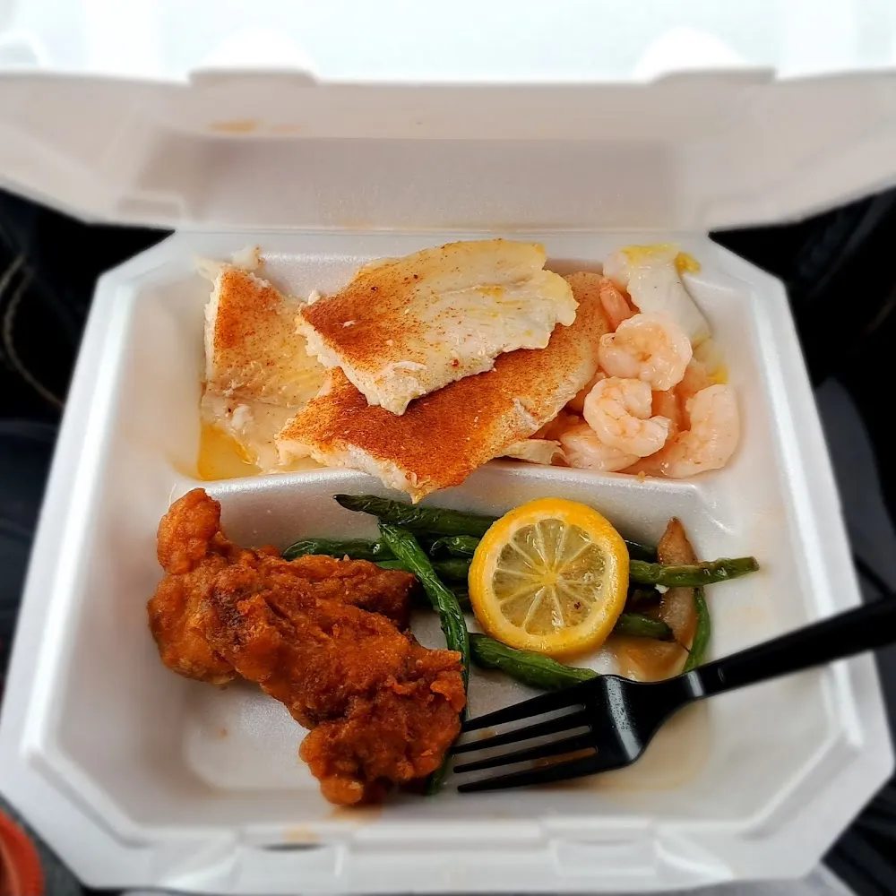 Whitefish Seafood Deloght Chicken Wings Green Beans